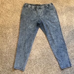 Forever 21 Plus Size - Jeggings
